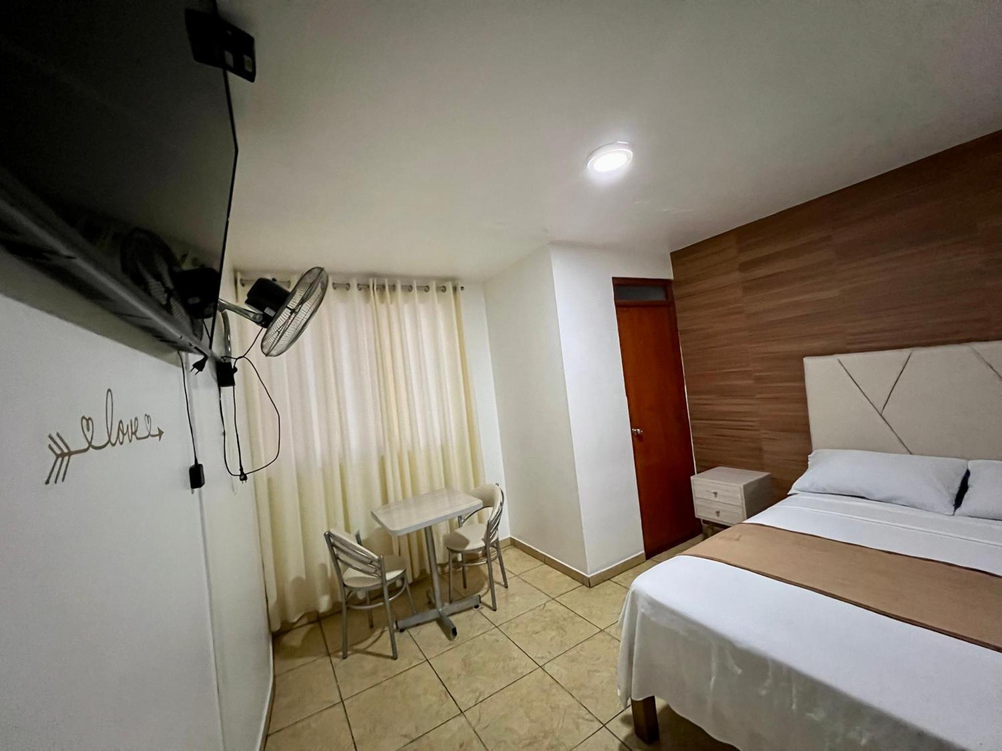 Hospedaje Senegal Cerca Al Aeropuerto Lima Extérieur photo