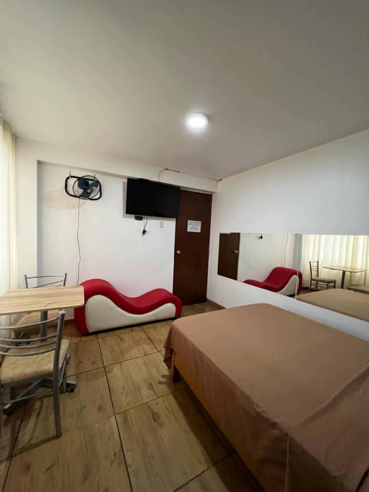 Hospedaje Senegal Cerca Al Aeropuerto Lima Extérieur photo